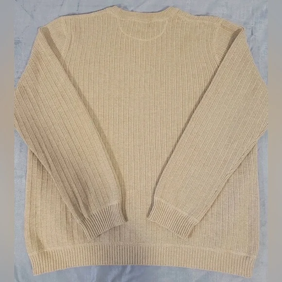Eddie Bauer Men's Beige Crewneck Sweater - Picture 6 of 11